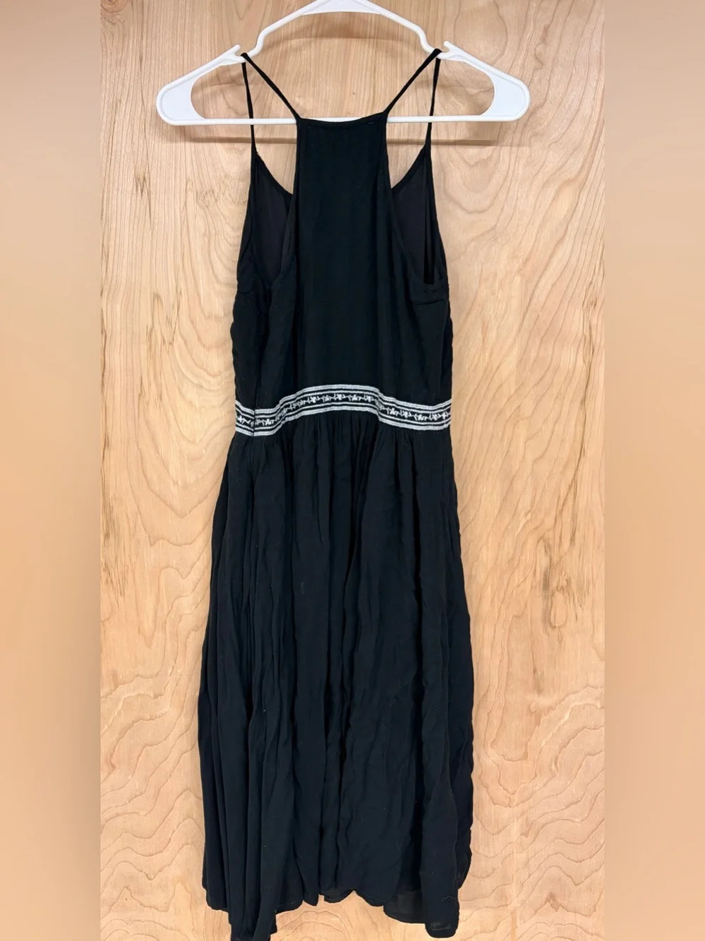 Abercrombie & Fitch Black Maxi Dress with White Embroidery XSP